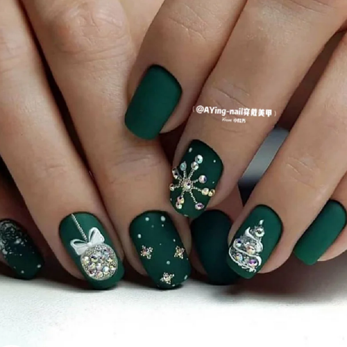 Christmas Nail Arts Ideas 2021 Jolly Matte Green